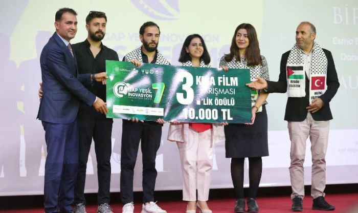 Şanlıurfa’da TEKNOFEST ve GAP Yeşil İnovasyon Yarışmasında Başarılı Projelere Ödül