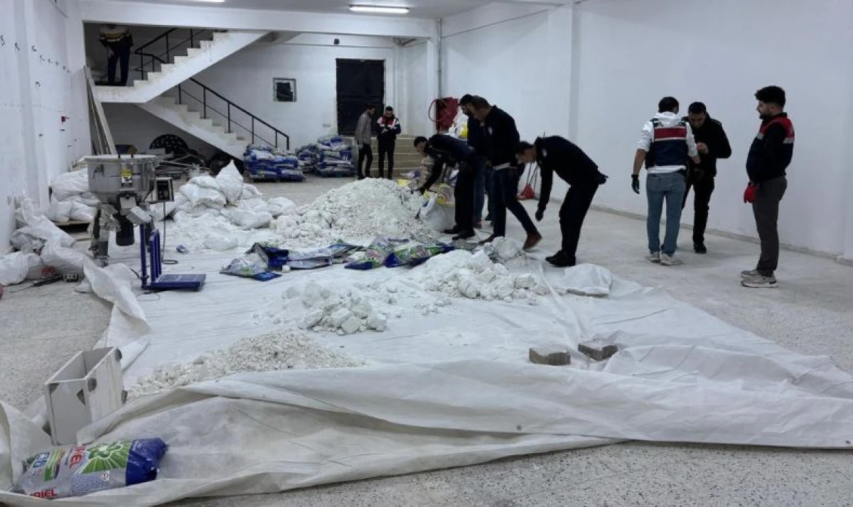 Eyyübiye’de Sahte Deterjan Operasyonu: İki Depo Mühürlendi