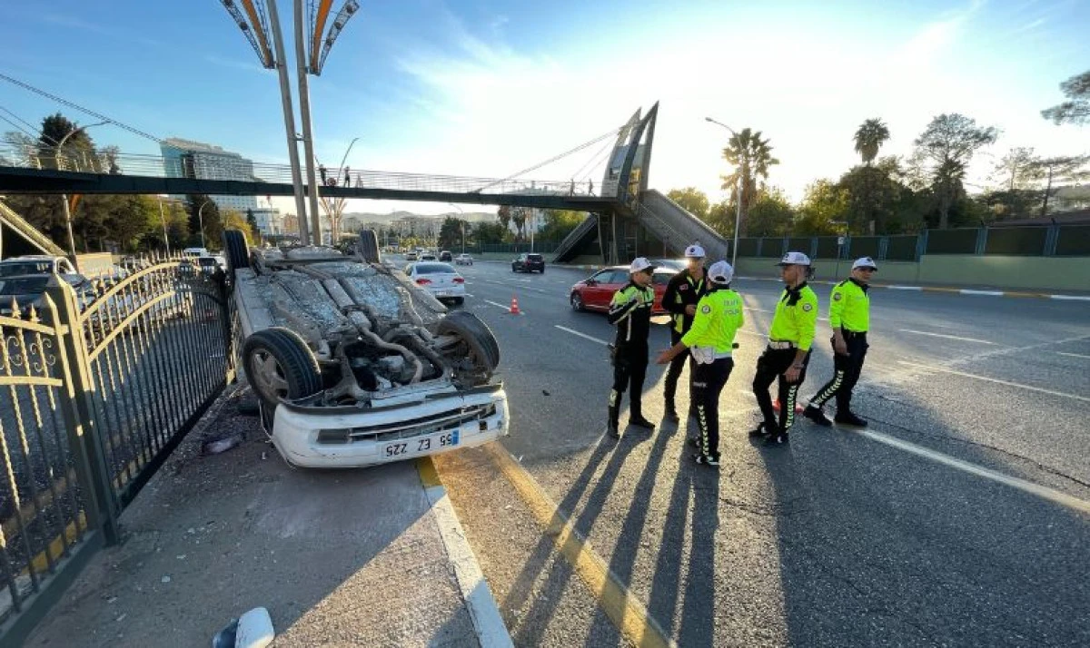 Haliliye’de Otomobil Devrildi: 5 Kişi Yaralandı