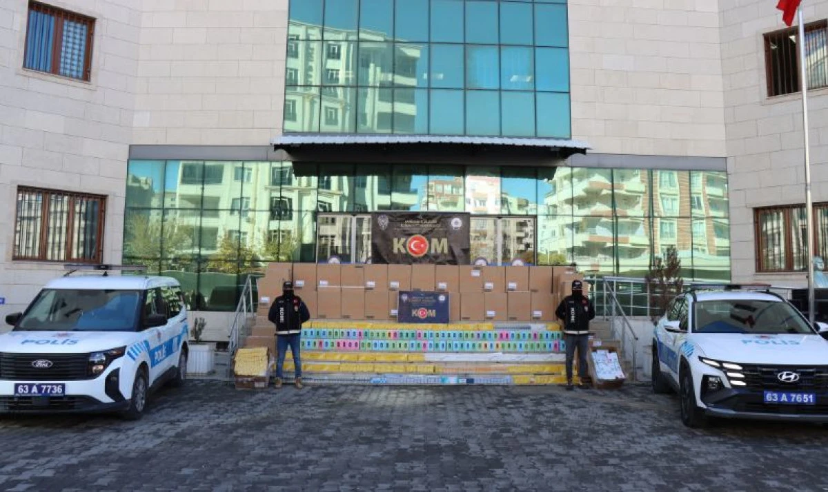 Şanlıurfa&rsquo;da Ka&ccedil;ak Sigara Operasyonu: 43 Bin Paket Sigara Ele Ge&ccedil;irildi