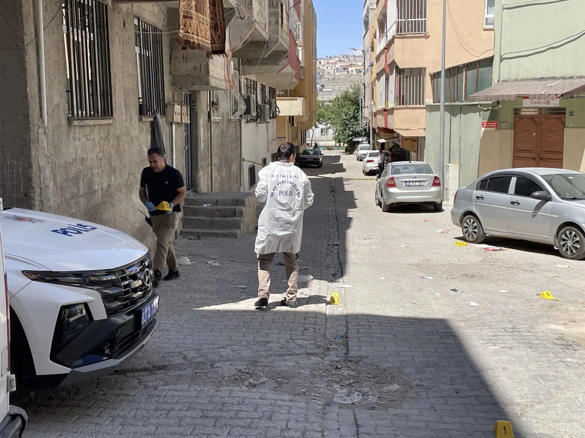 Şanlıurfa’da Şok Saldırı: Mermiler Cami Önünde Yağdı
