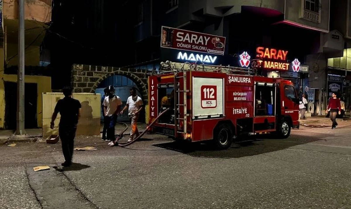 Siverek’te Depo Yangını Korkuttu
