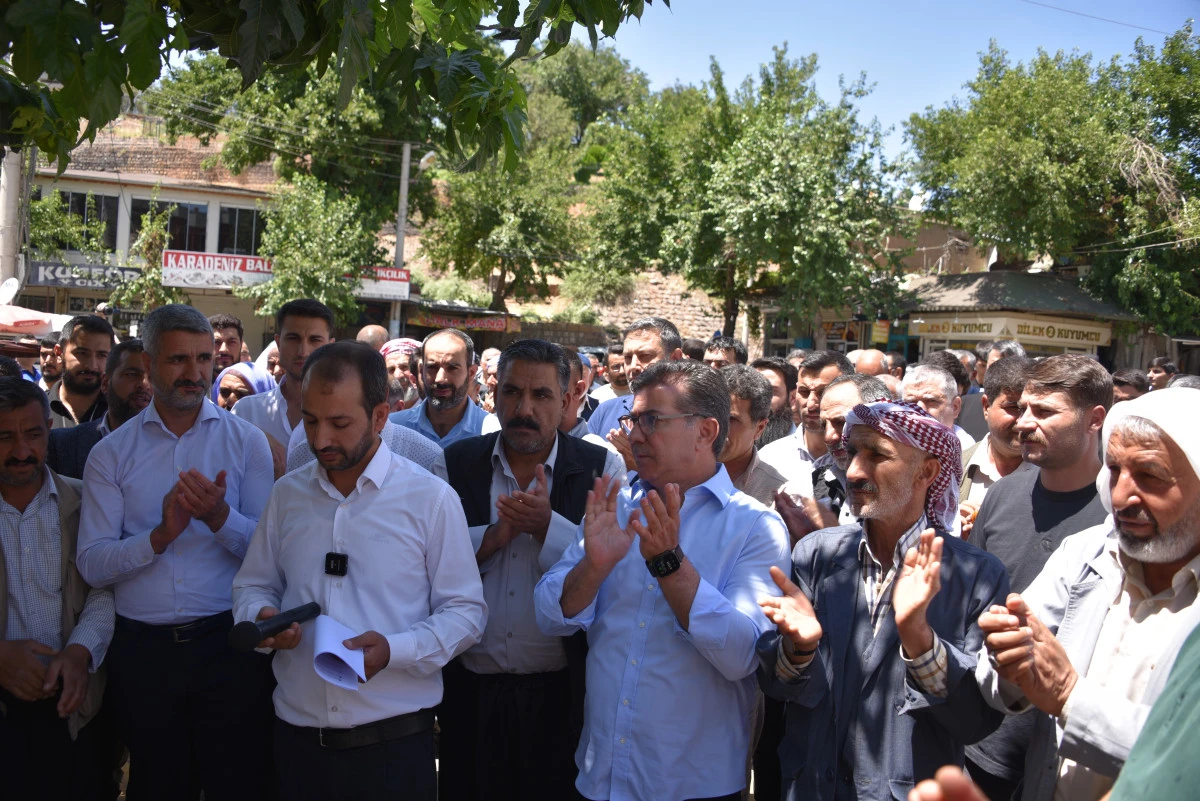 Siverek’te Hz. Muhammed’e Hakaret Eden Karikatüre Tepki Yağdı