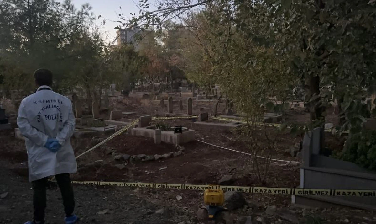 Siverek’te Mezarlıkta Bebek Cesedi Bulundu