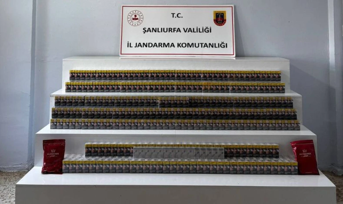 Viranşehir&rsquo;de Ka&ccedil;ak T&uuml;t&uuml;n ve Sigara Operasyonu: Binlerce &Uuml;r&uuml;n Ele Ge&ccedil;irildi